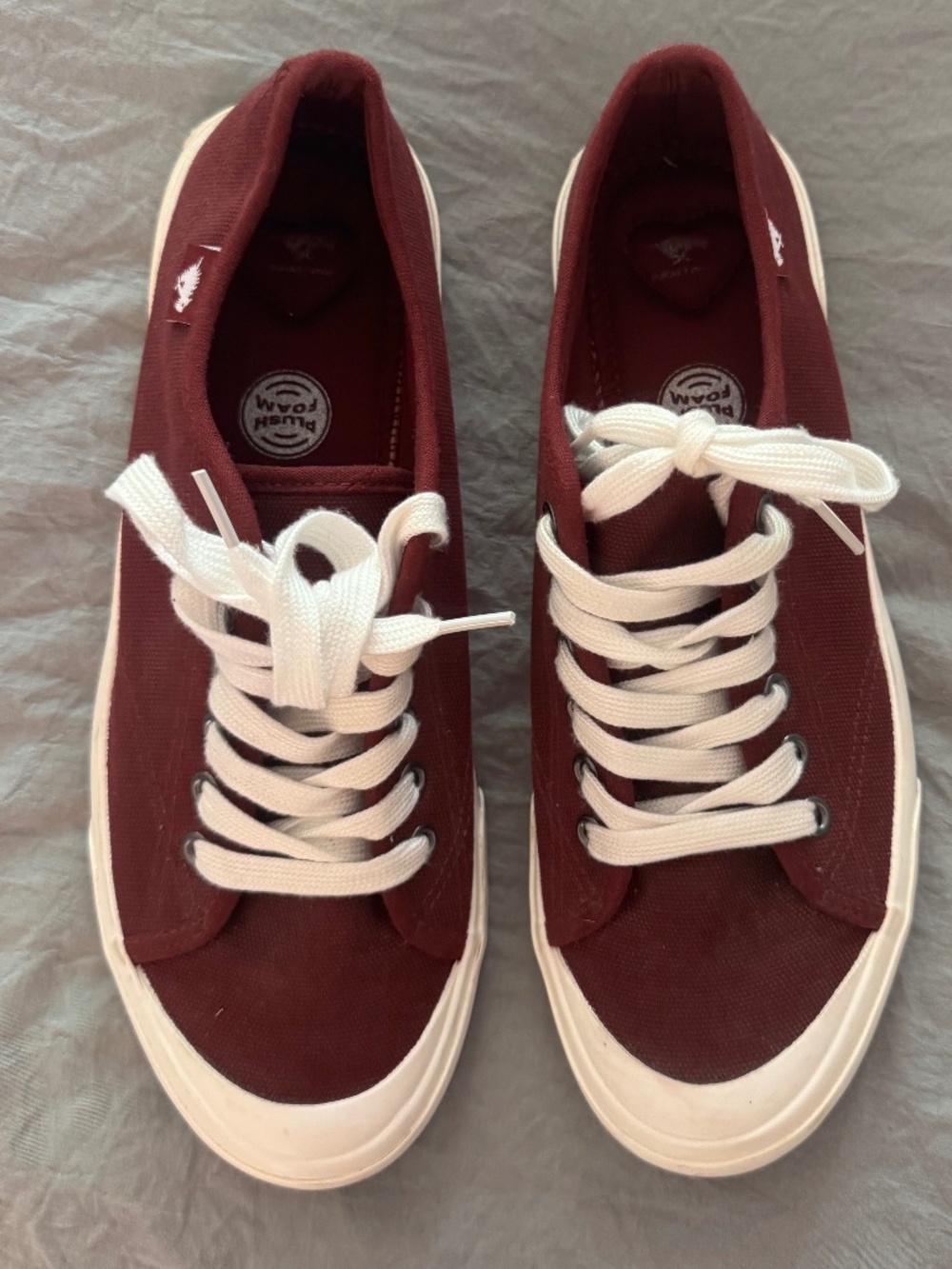 Rocket Dog red tennis shoes Sz 11